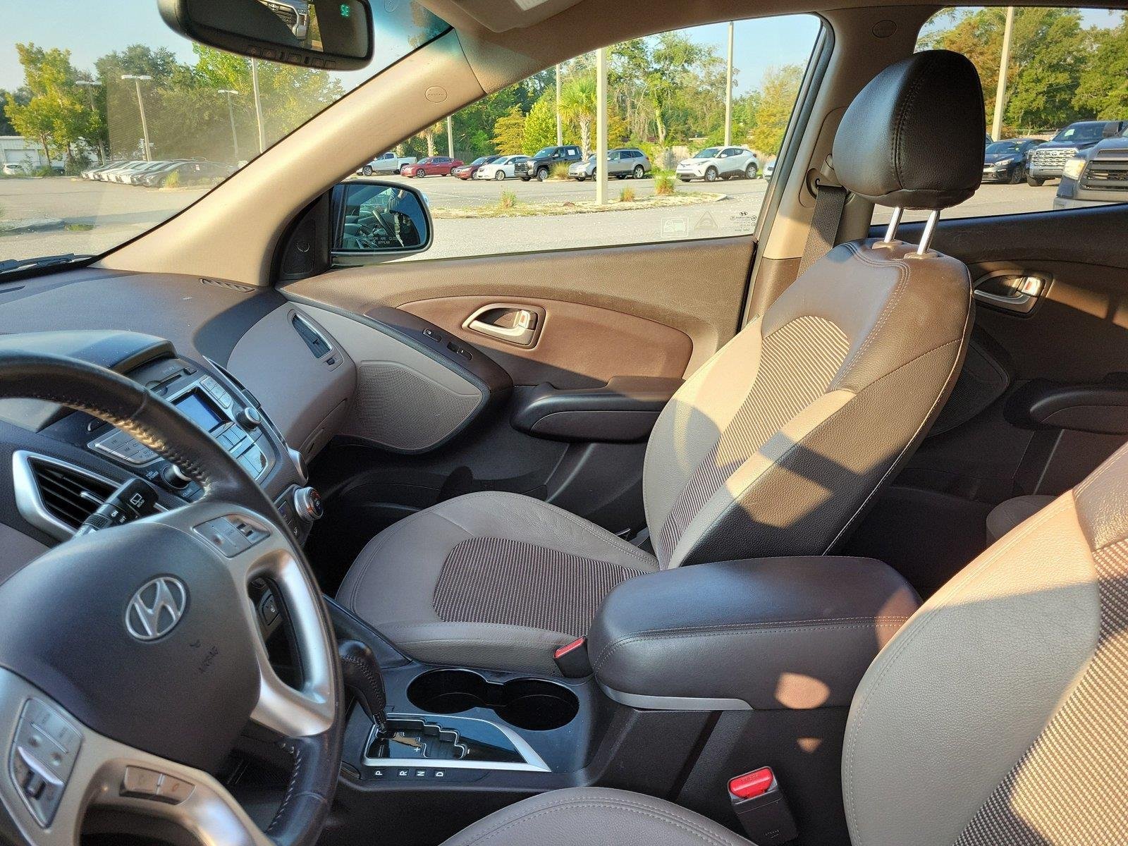 Used 2013 Chai Bronze Hyundai GLS image 19
