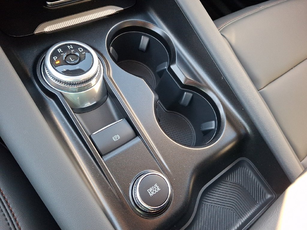 Used 2025 Gray Ford Active image 15