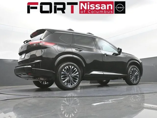 New 2026 Black Nissan Platinum image 40