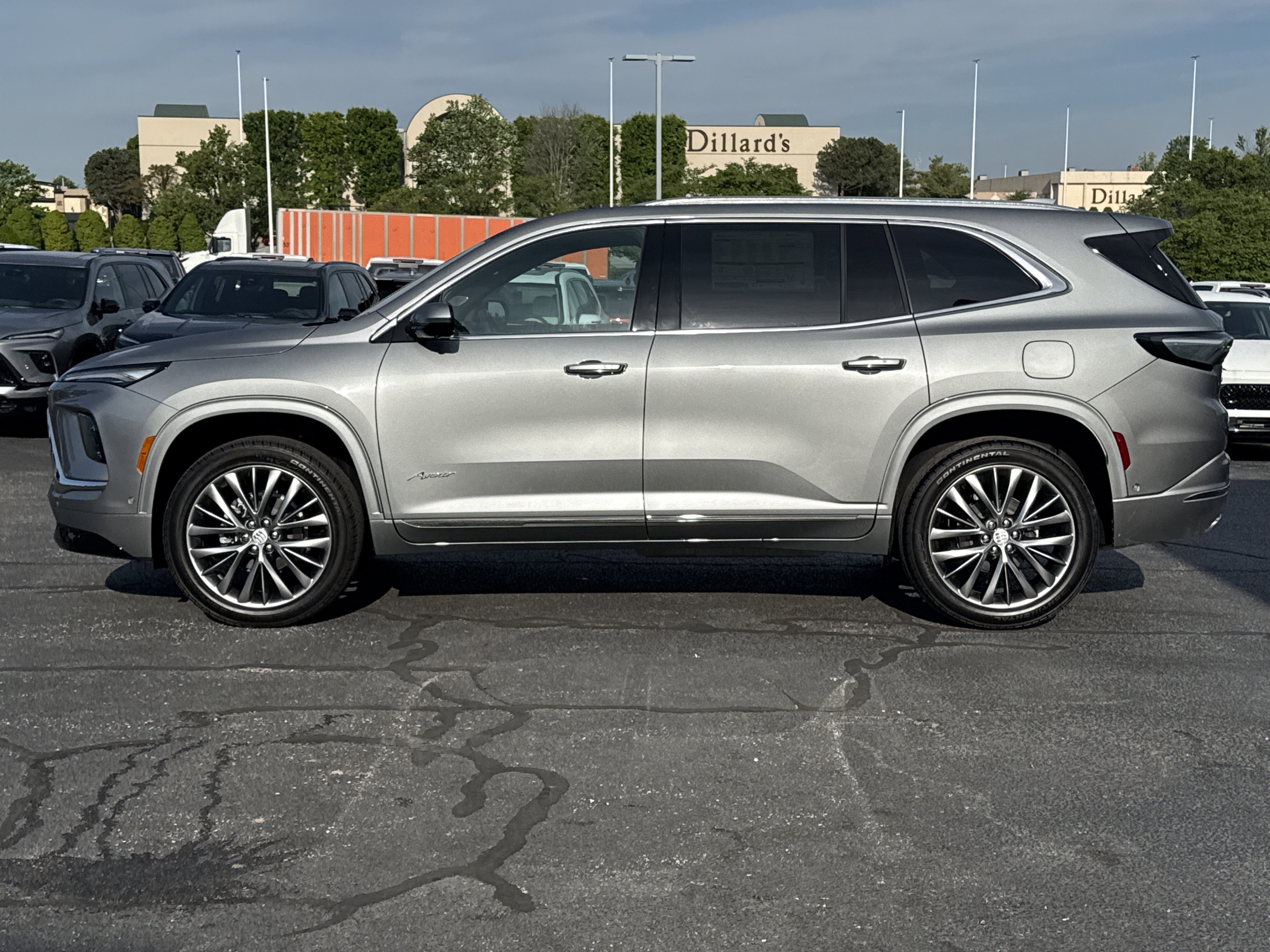2026 Buick Enclave Avenir - Photo 12