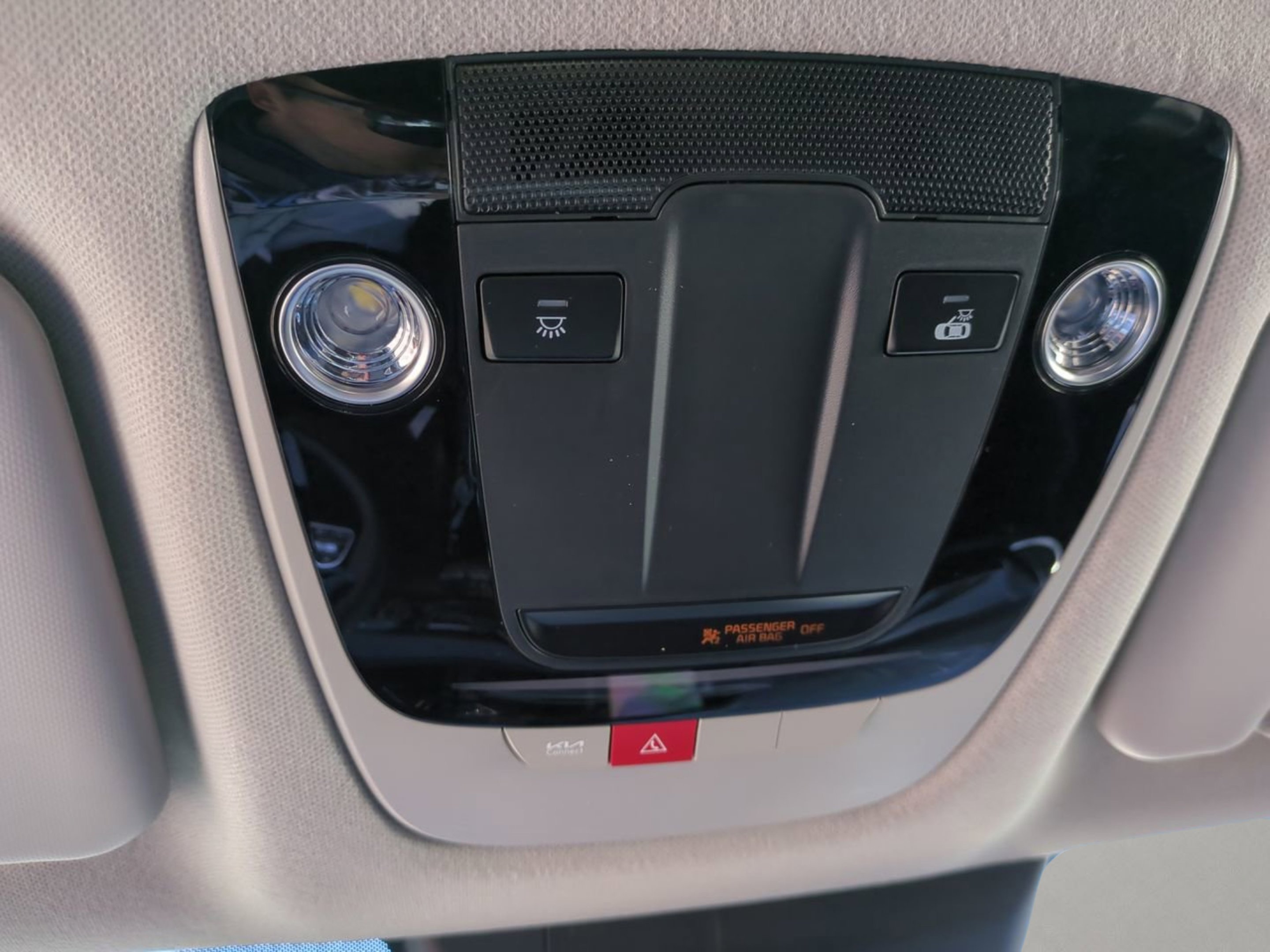 New 2026 Mars Orange Kia S image 16