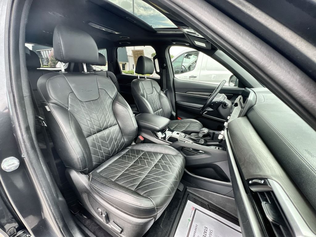 Used 2024 Gray Kia EX X-Line image 26