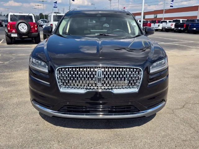 Used 2022 Black Lincoln Reserve image 2