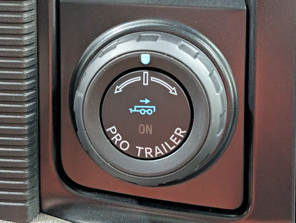 New 2026 Ruby Red Metallic Tinted Clearcoat Ford Platinum® image 7