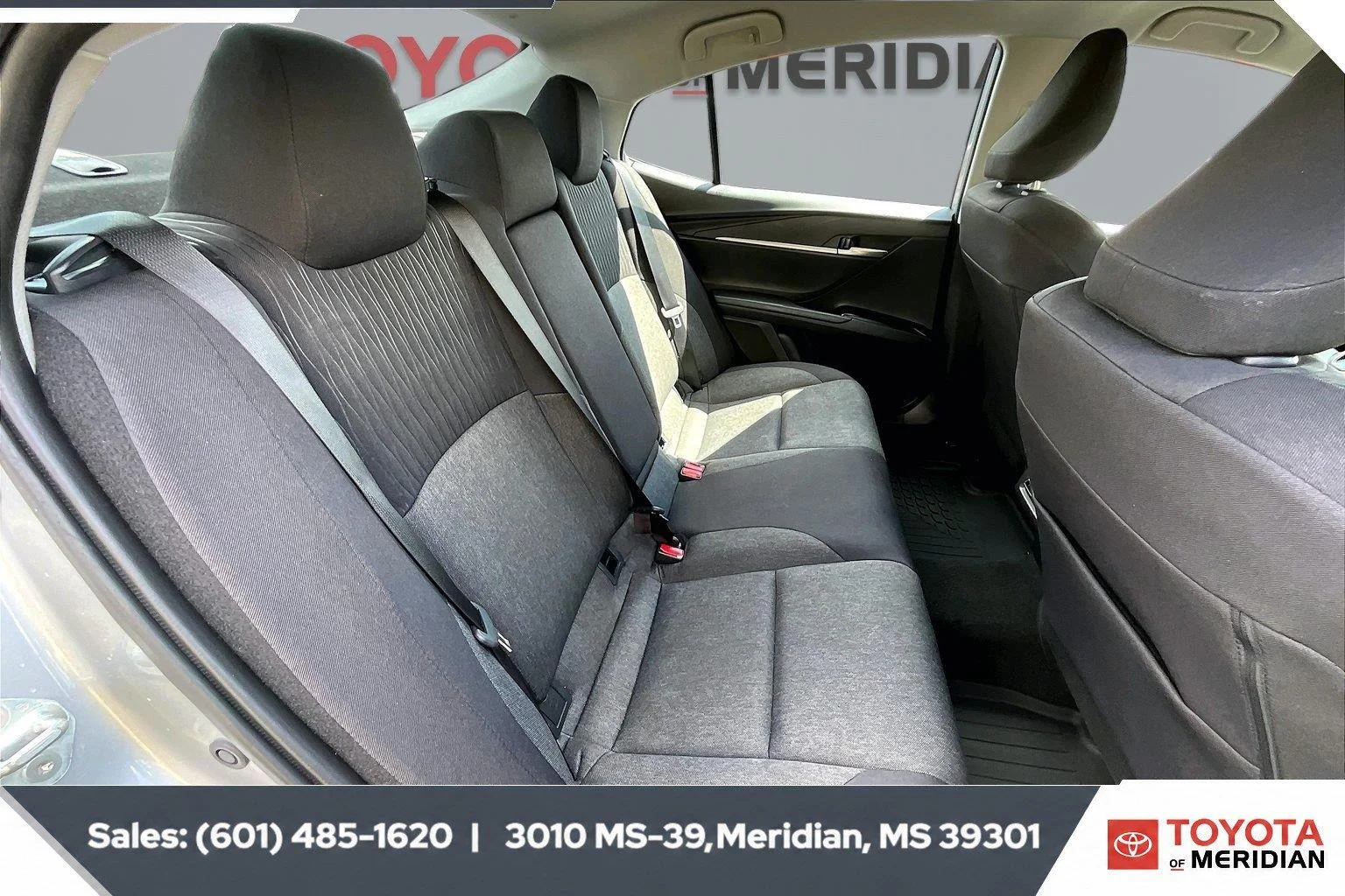 Used 2025 Celestial Silver Metallic Toyota LE (Natl) image 20