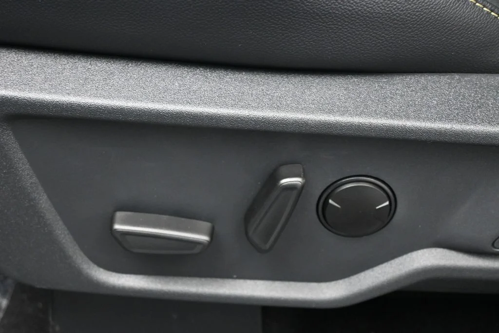 New 2026 Shadow Black Ford Badlands image 10