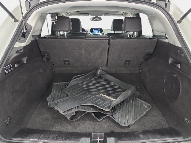 Used 2018  Acura Technology Package image 32