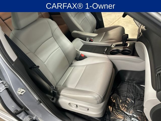 Used 2018 Silver Honda EX-L image 24