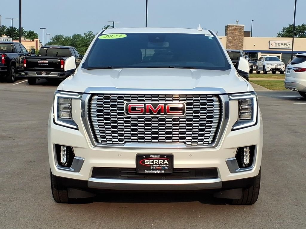 Used 2023 White Frost Tricoat GMC Denali image 18