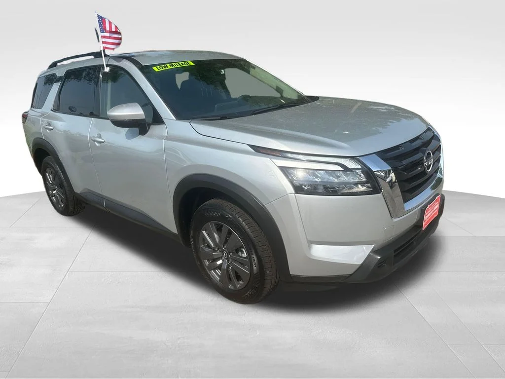 Used 2025 Silver Nissan SV image 56