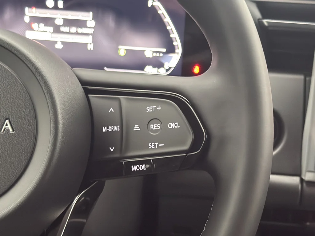 New 2026 White Mazda 2.5 S Select image 18