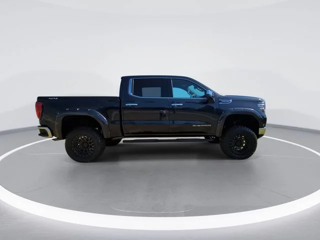 Used 2025 Silver GMC SLT image 9