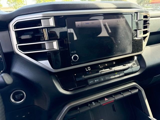 2024 Toyota Tundra SR5 - Photo 8