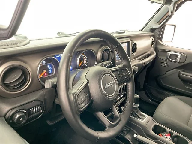 Used 2021 GRAY Jeep Sport image 10