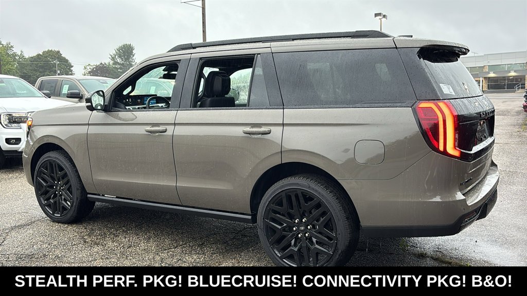 New 2027 Marsh Gray Ford Platinum image 5