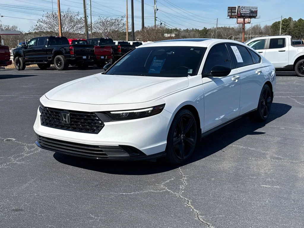 Used 2025 White Honda Sport-L image 3
