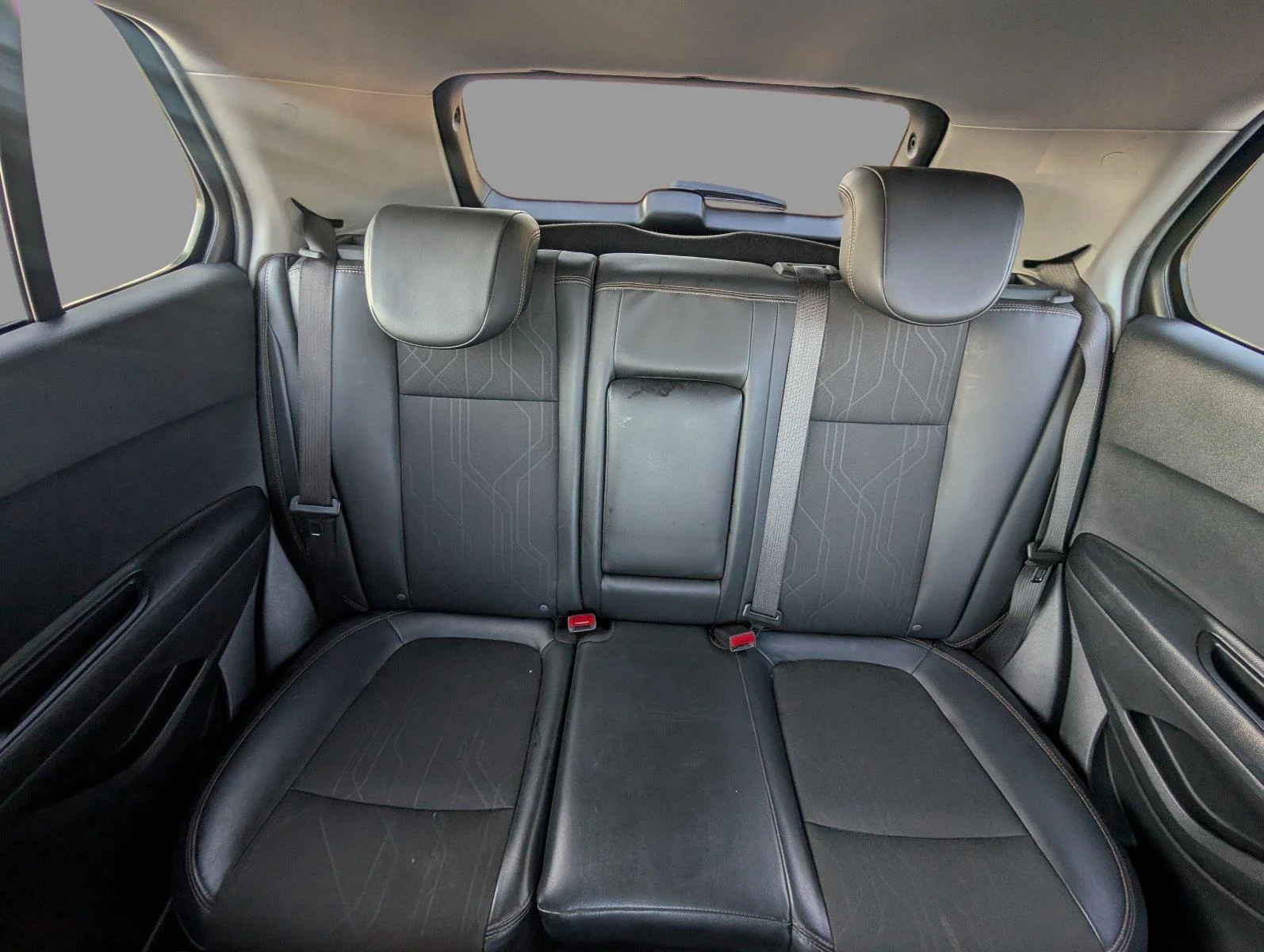 Used 2022 MOSAIC BLACK METALLIC Chevrolet LT image 30