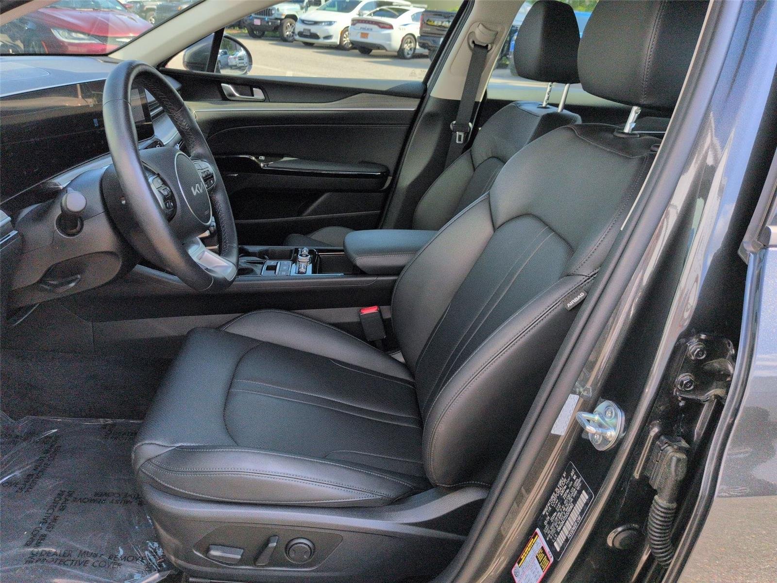 Used 2025 Interstellar Gray Kia EX image 18
