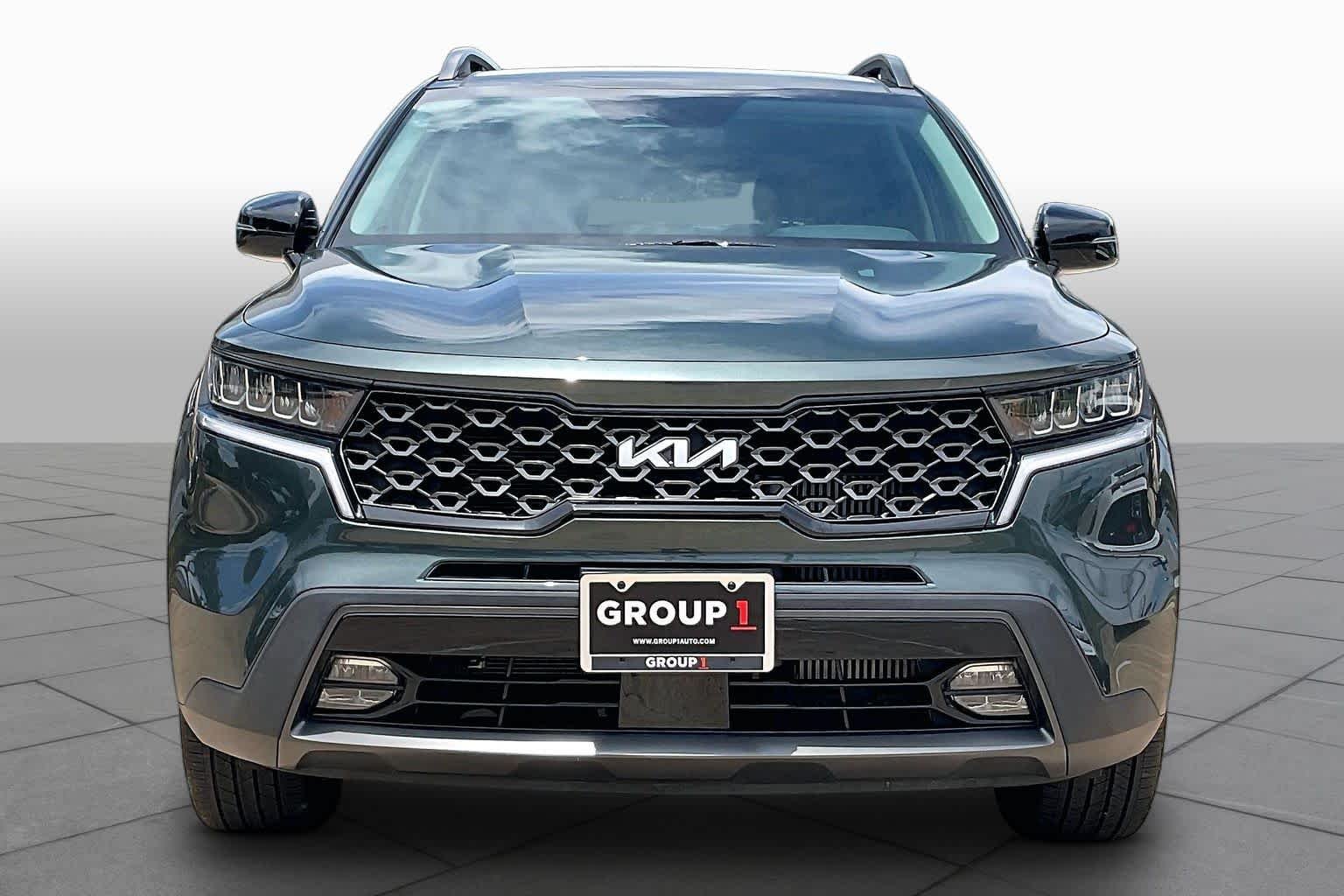 Pre-Owned 2023 Kia Sorento X-Line EX
