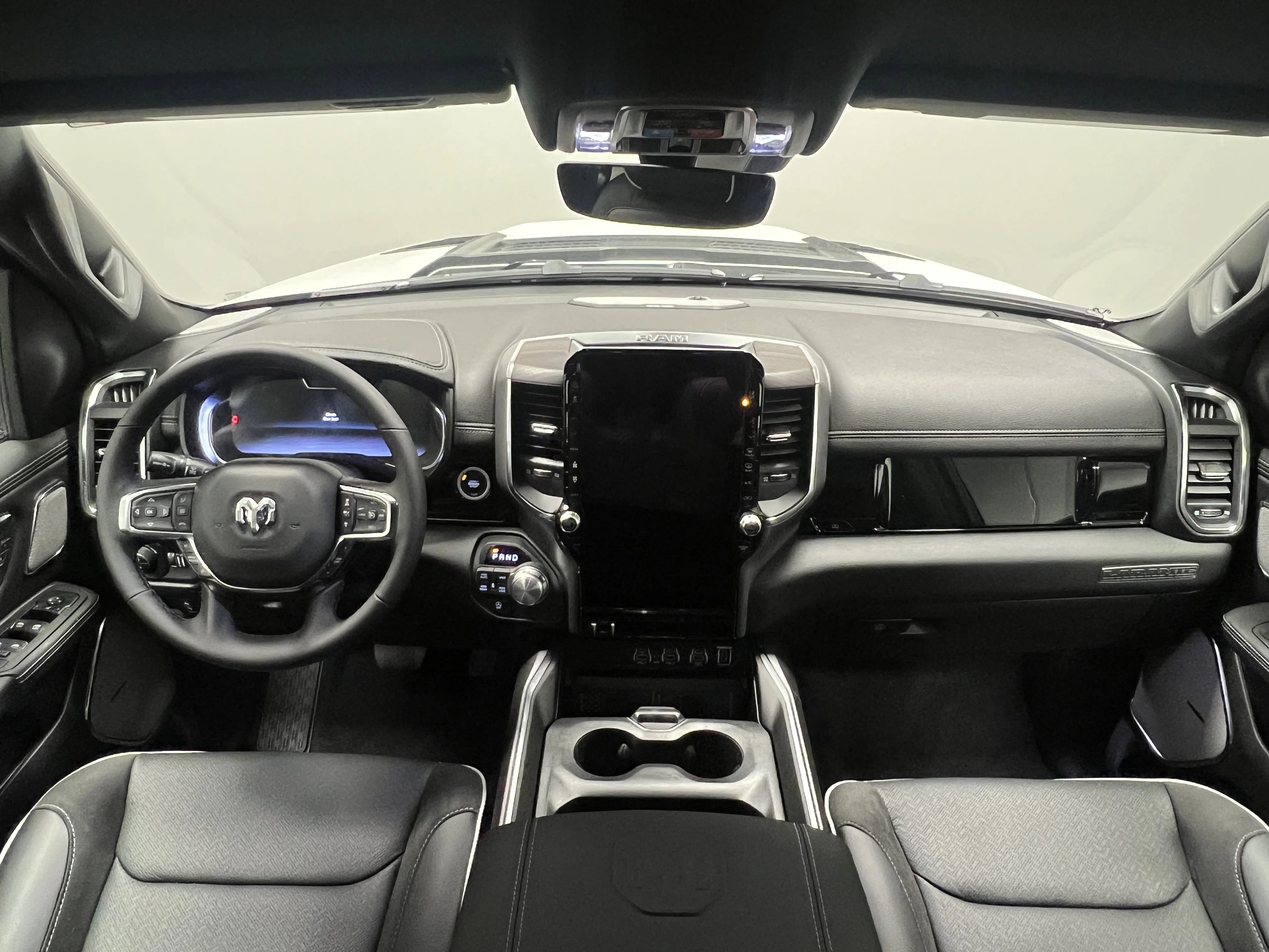 2026 RAM 1500 Laramie - Photo 13