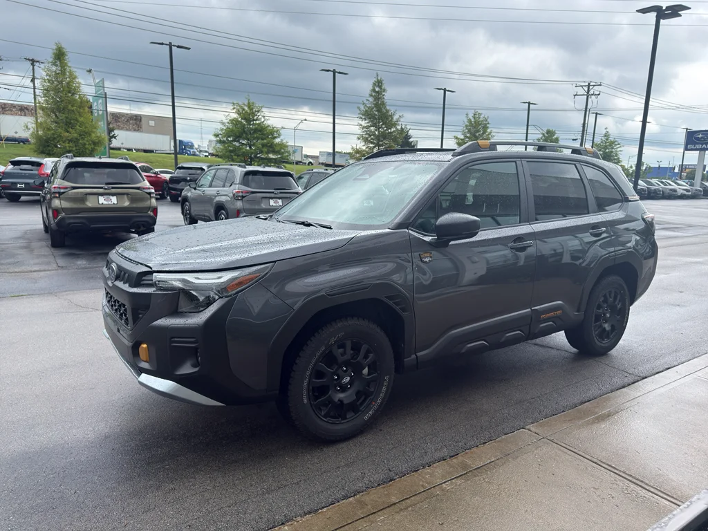 Used 2026 MAGNETITE GRAY METALLIC Subaru Wilderness image 7