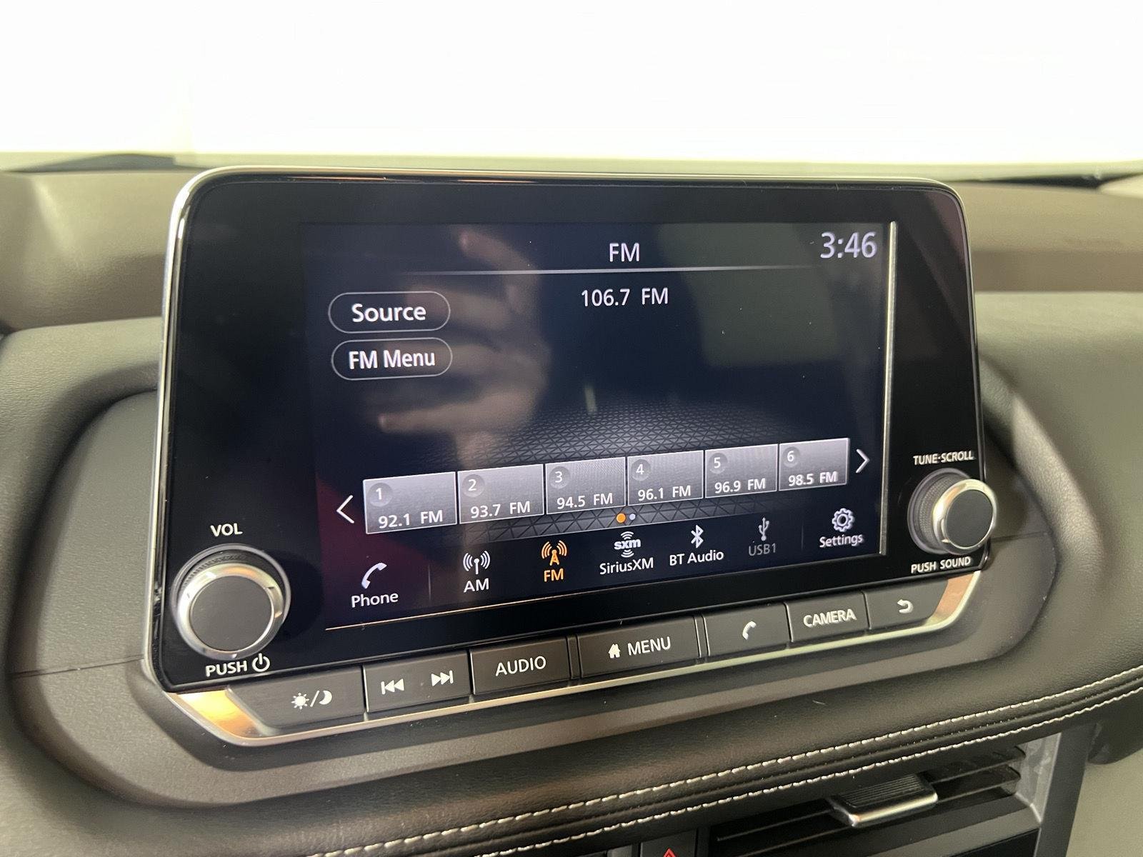 Used 2023 Gun Metallic Nissan SV image 17