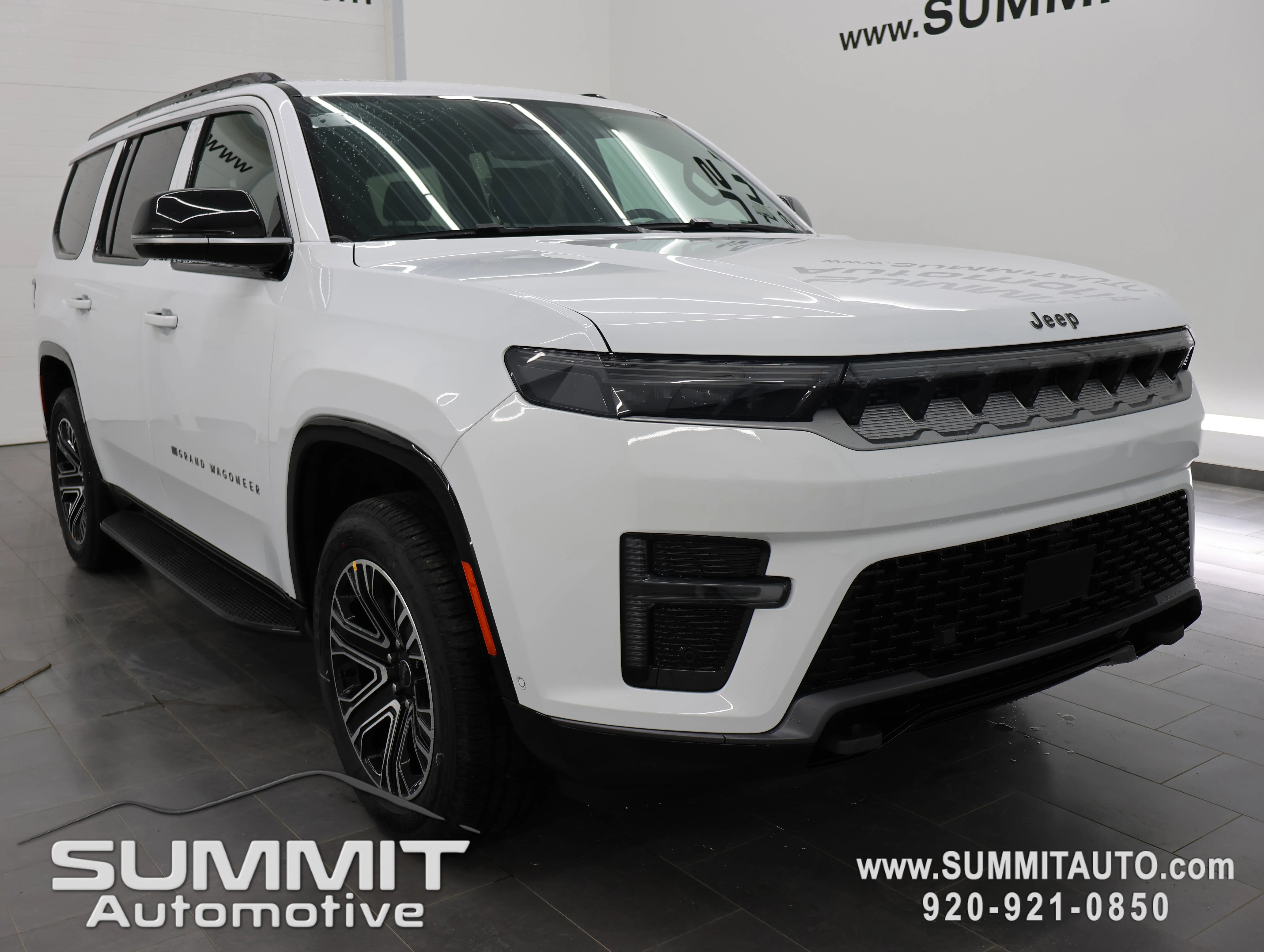 New 2026 Bright White Clear-Coat Exterior Paint Jeep  image 2