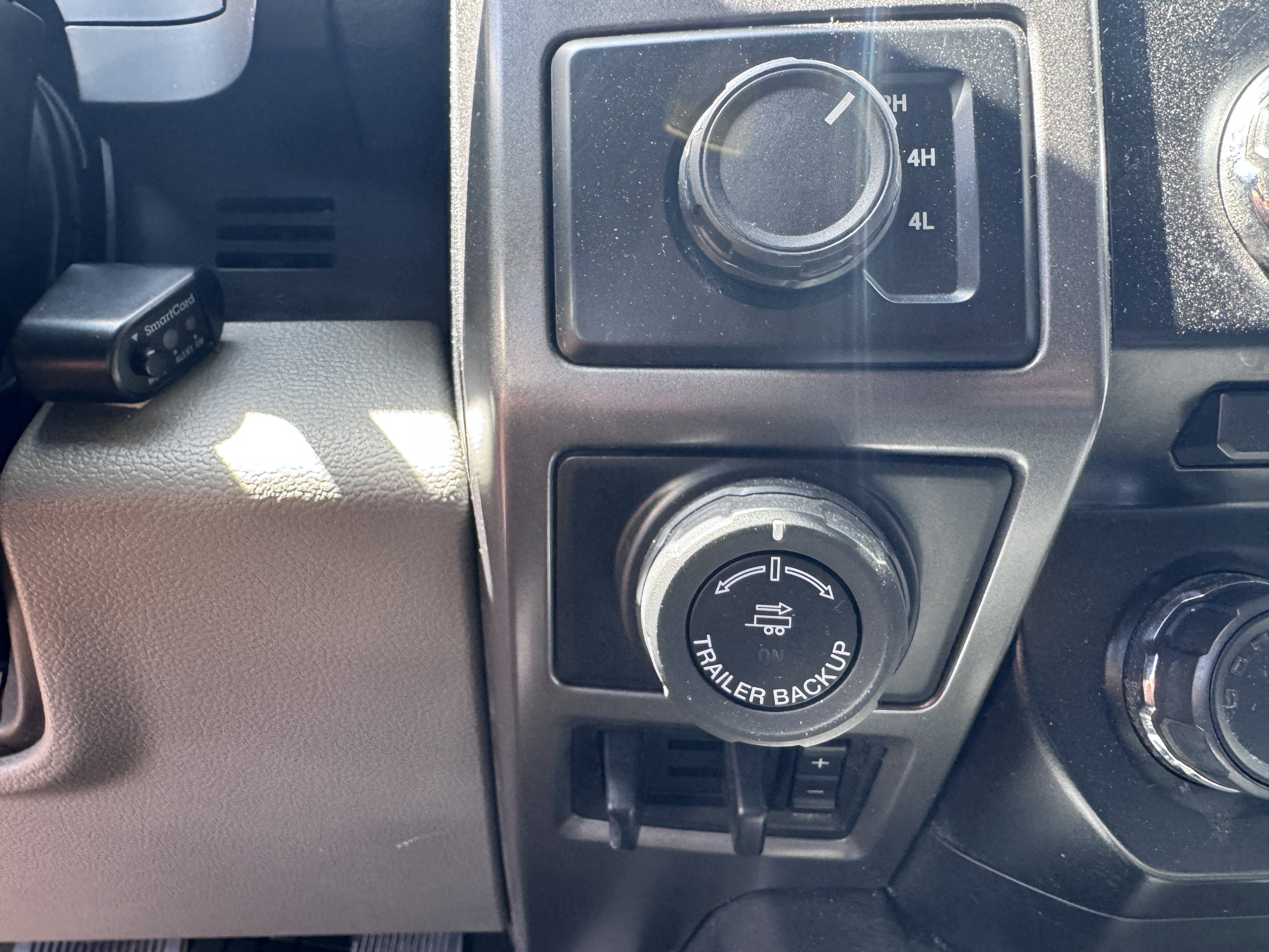 Used 2016 Black Ford XLT image 27