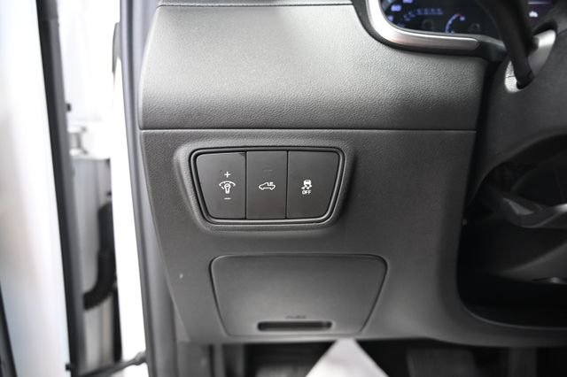 Used 2023 White Hyundai SEL image 26