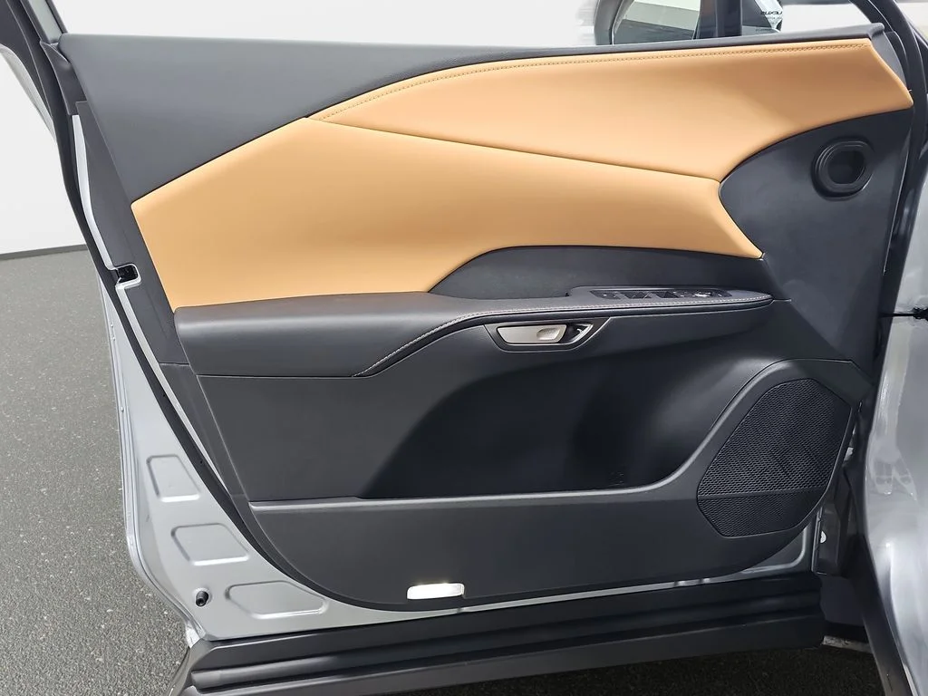 New 2026 Iridium Lexus PREMIUM PLUS image 26