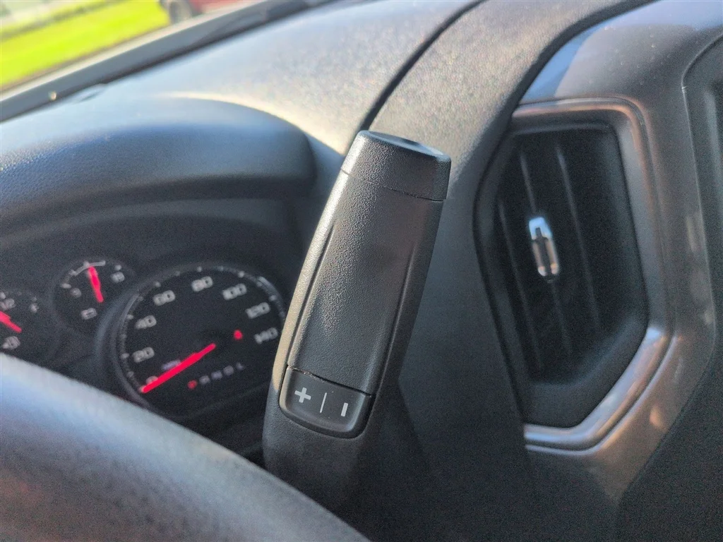 Used 2023 Summit White Chevrolet WT image 16