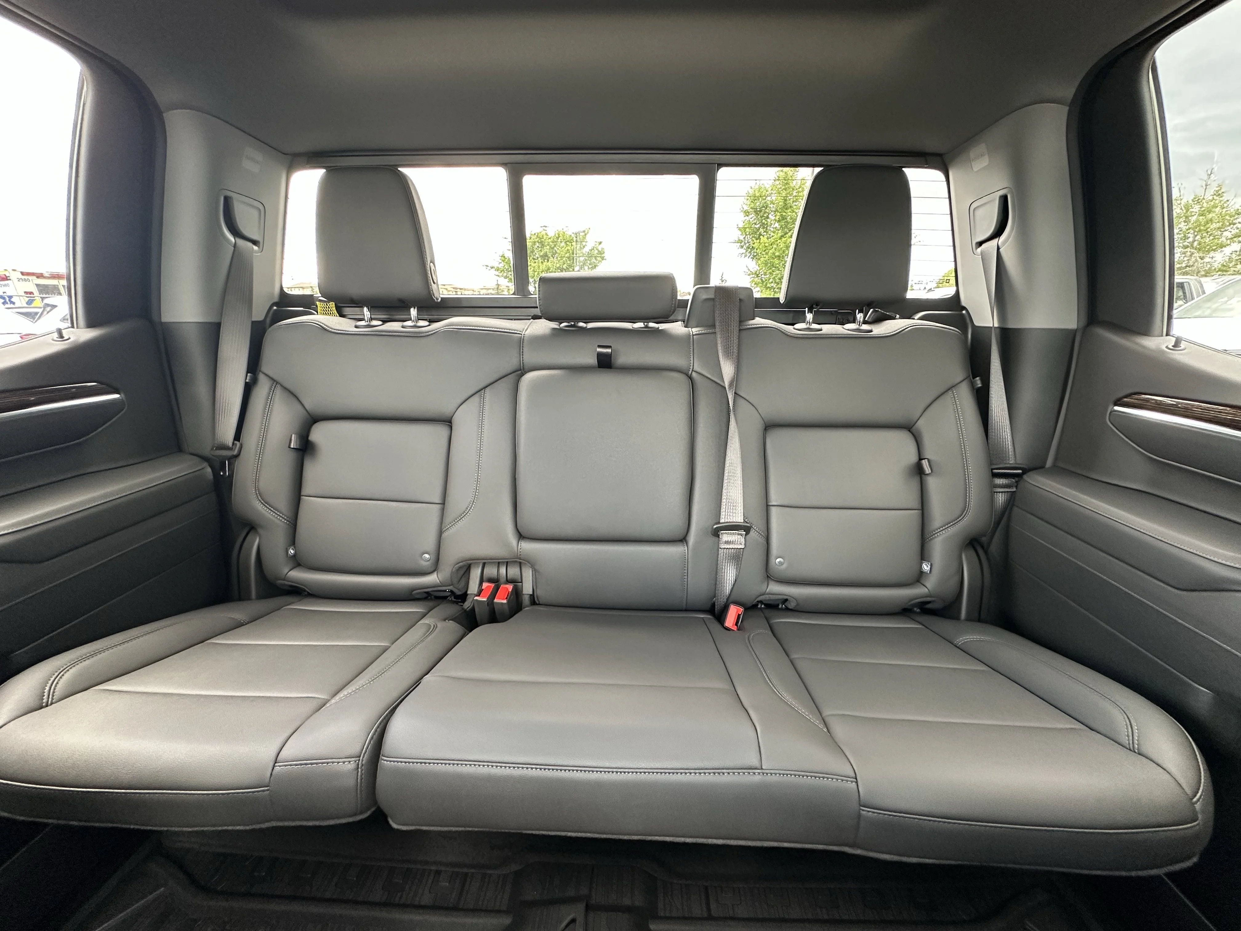 New 2026 Onyx Black GMC Elevation image 23