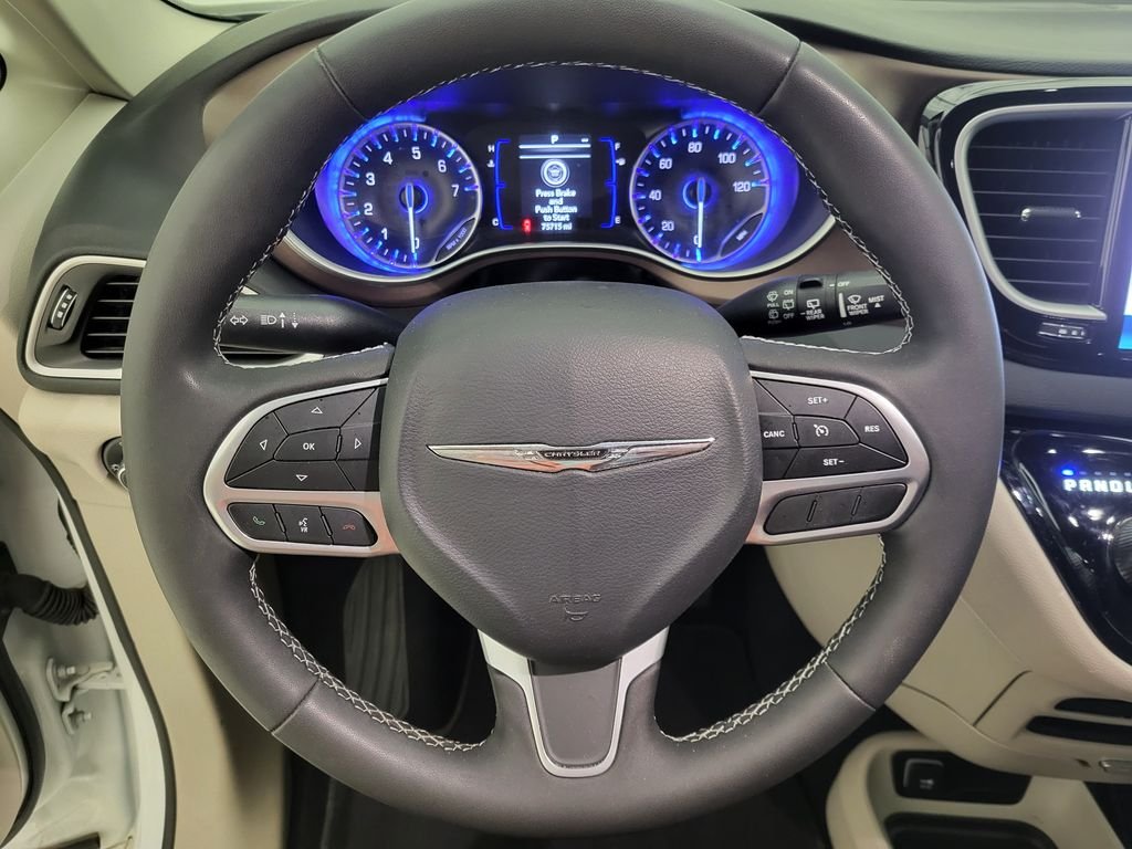 Used 2024 White Chrysler LX image 3