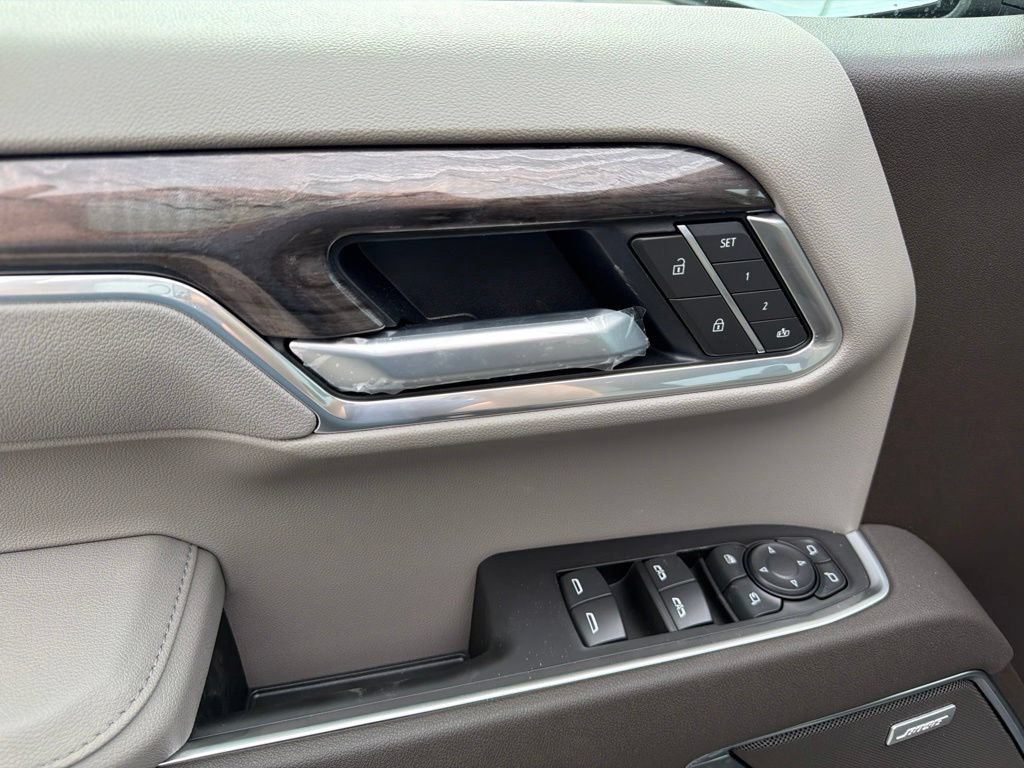 2026 Chevrolet Silverado 1500 LTZ - Photo 18