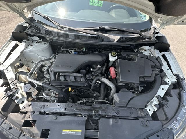 Used 2017 White Nissan SL image 20