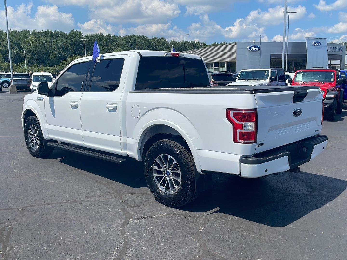 Certified Used 2020 Oxford White Ford XLT image 3