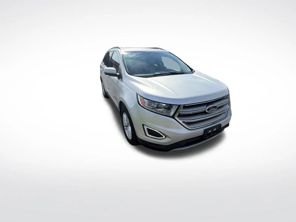 Used 2017 Silver Ford SEL image 8
