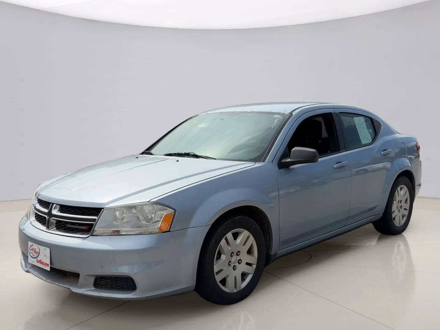 2013 Dodge Avenger SE's photo