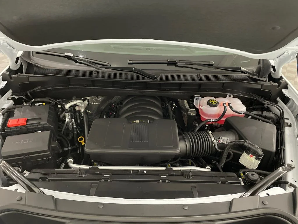 New 2026 Polar White Tricoat Chevrolet Premier image 34