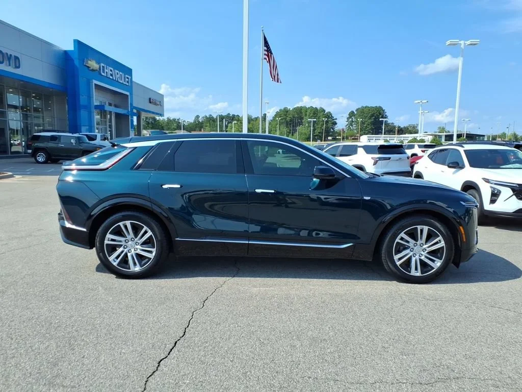 Used 2024 Cadillac LYRIQ Tech with VIN 1GYKPMRK7RZ105637 for sale in Henderson, NC