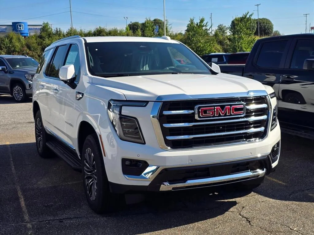 New 2026 Summit White GMC Elevation image 10