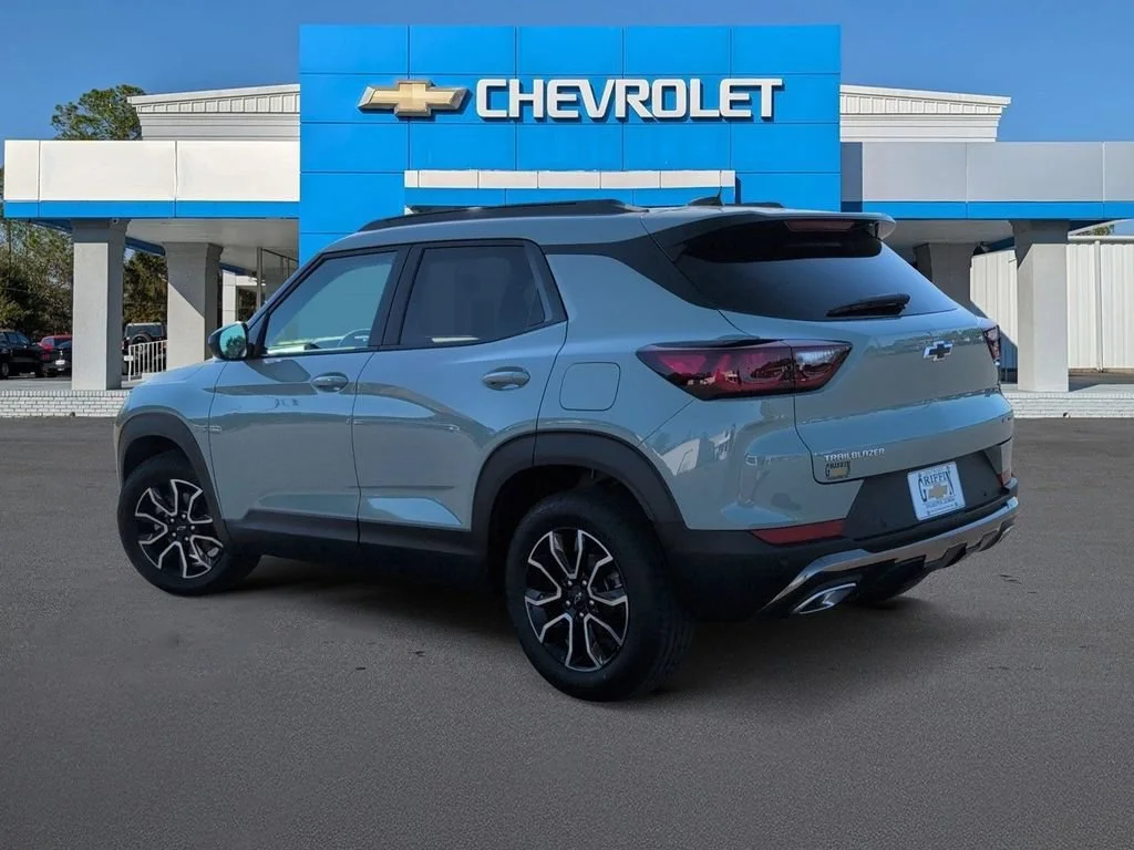 New 2026 Cacti Green Chevrolet ACTIV image 5