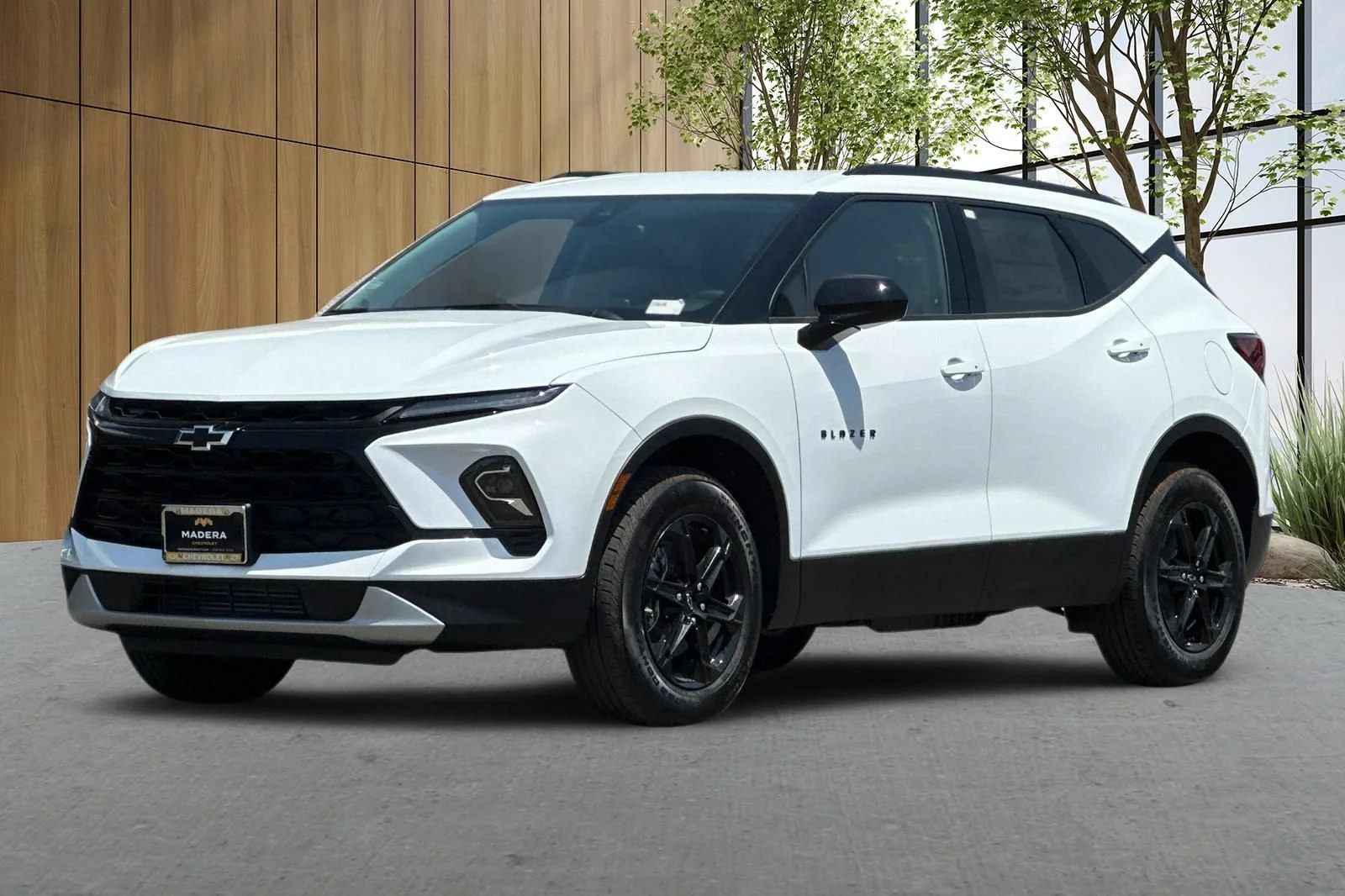 New 2026 Summit White Chevrolet 2LT image 8