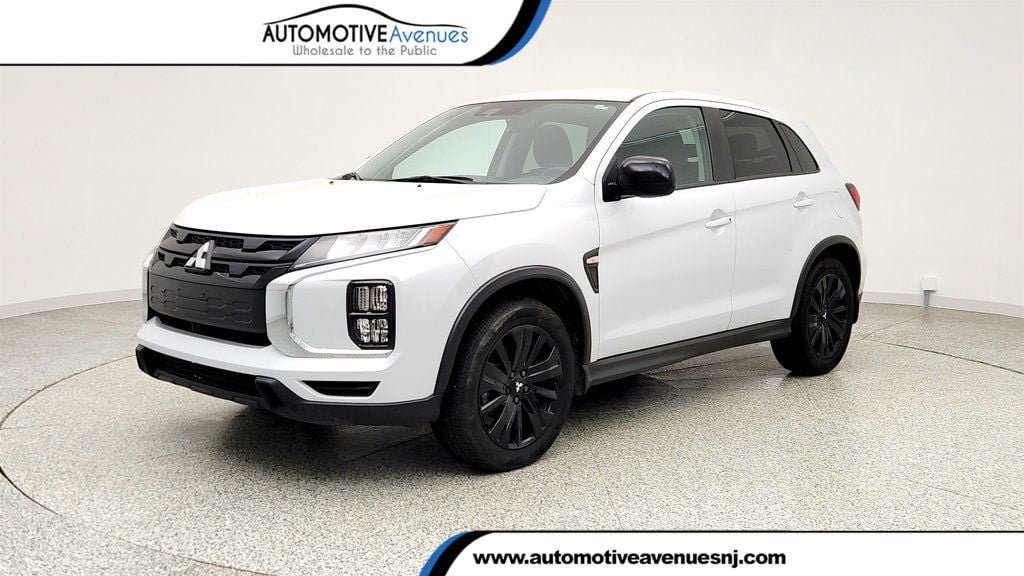 2024 Mitsubishi Outlander Sport 2.0 LE AWC CVT's photo