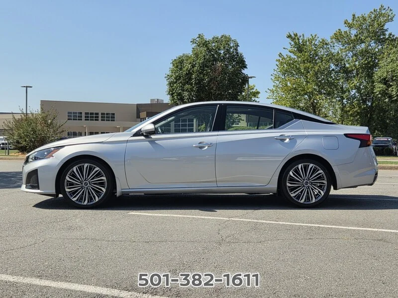 Used 2024 Brilliant Silver Metallic NISSAN 2.5 SL SEDAN image 2
