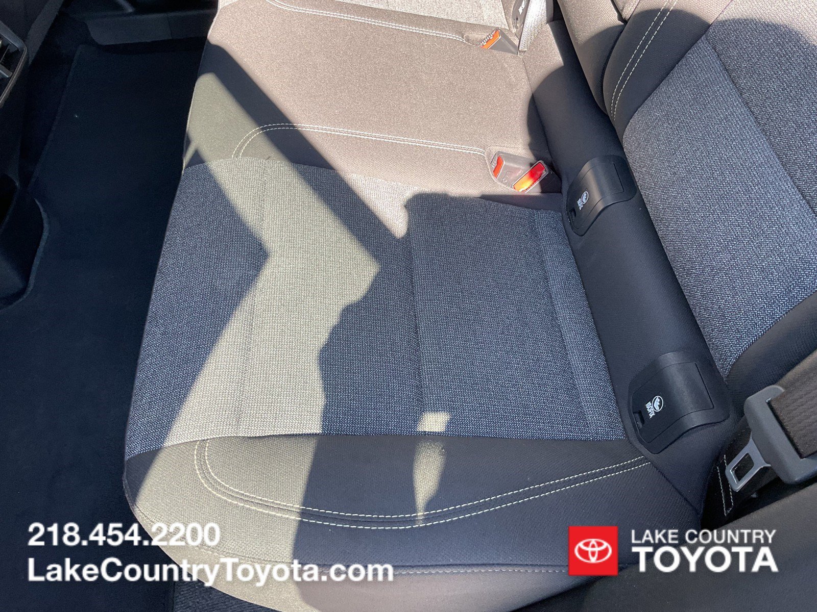 Used 2025 Graphite Gray GMC Elevation image 18