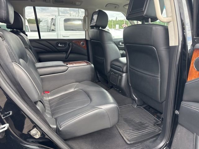 Used 2017 Black INFINITI Limited image 12