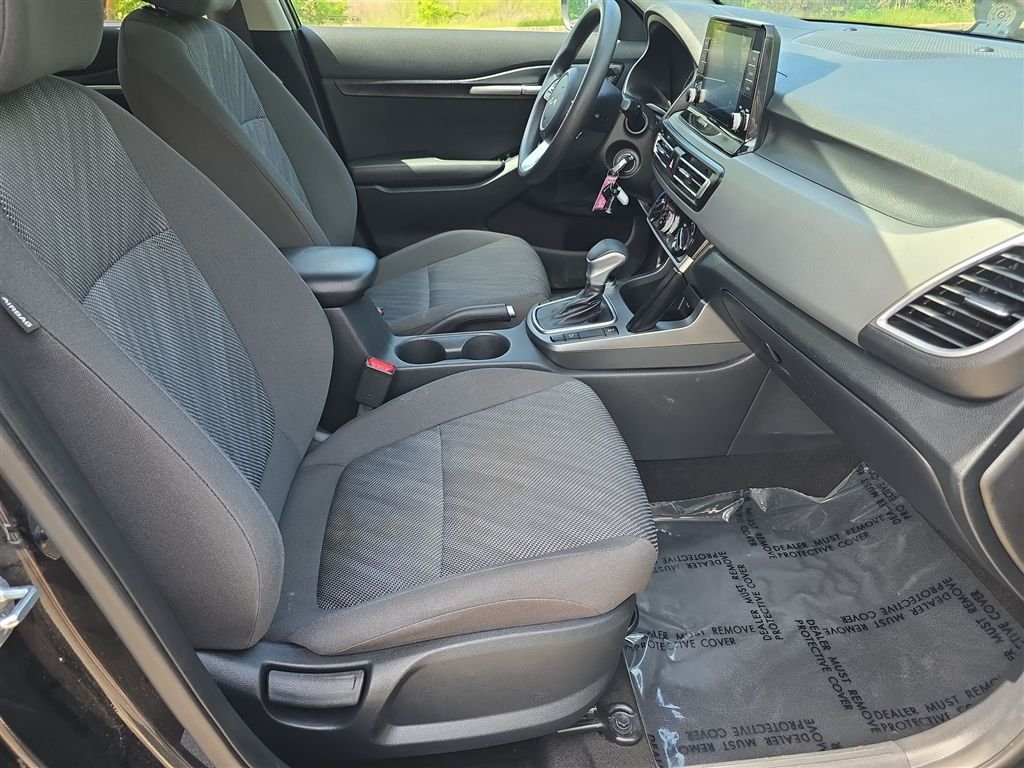 Used 2022 Black Kia LX image 13