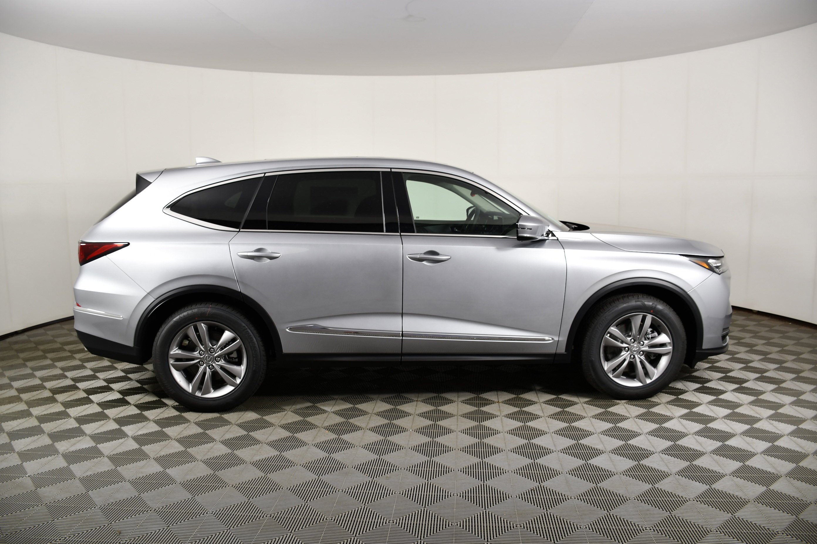 New 2026 Solar Silver Metallic Acura Base image 5