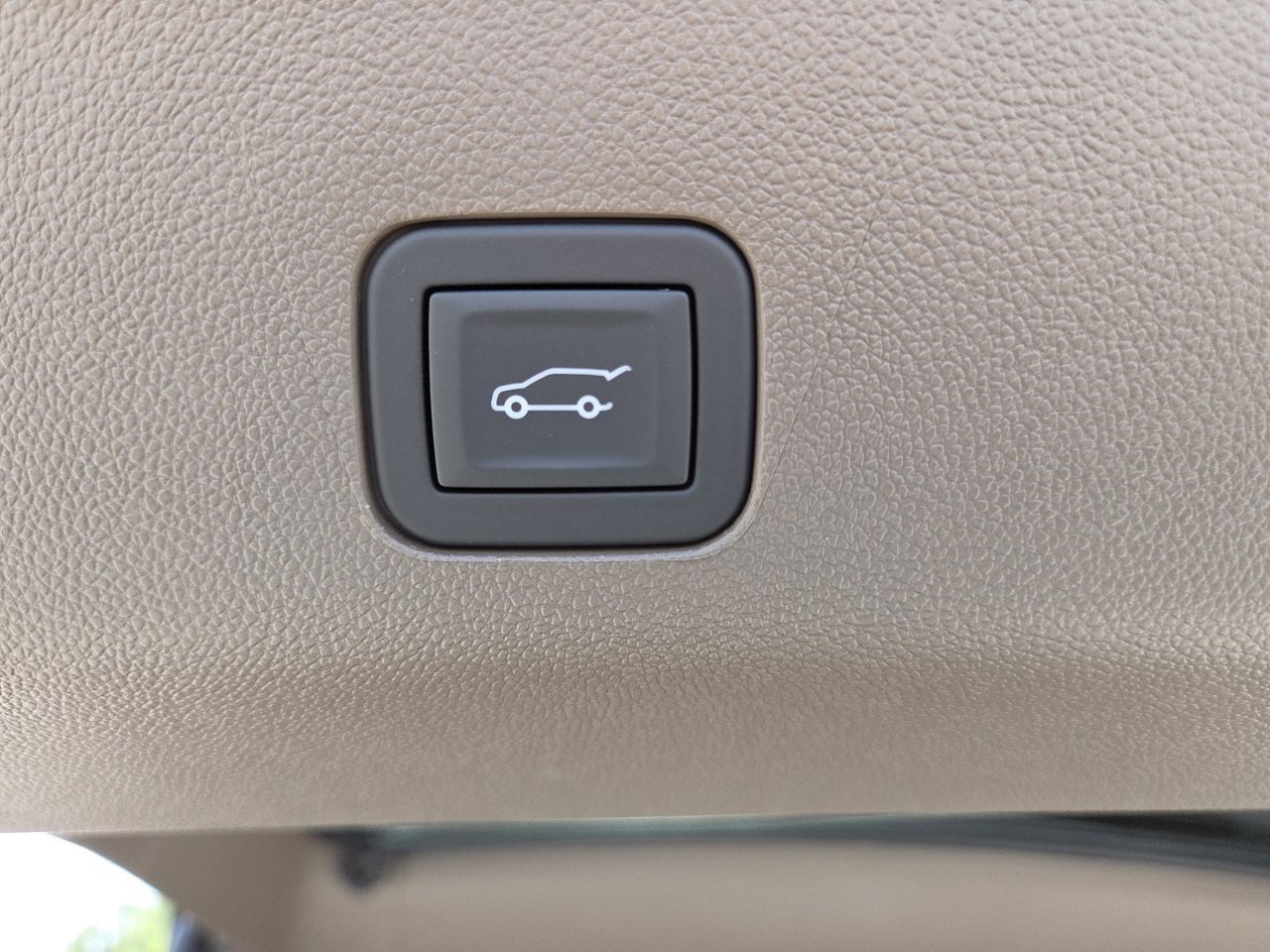 2026 GMC Yukon XL Denali - Photo 26